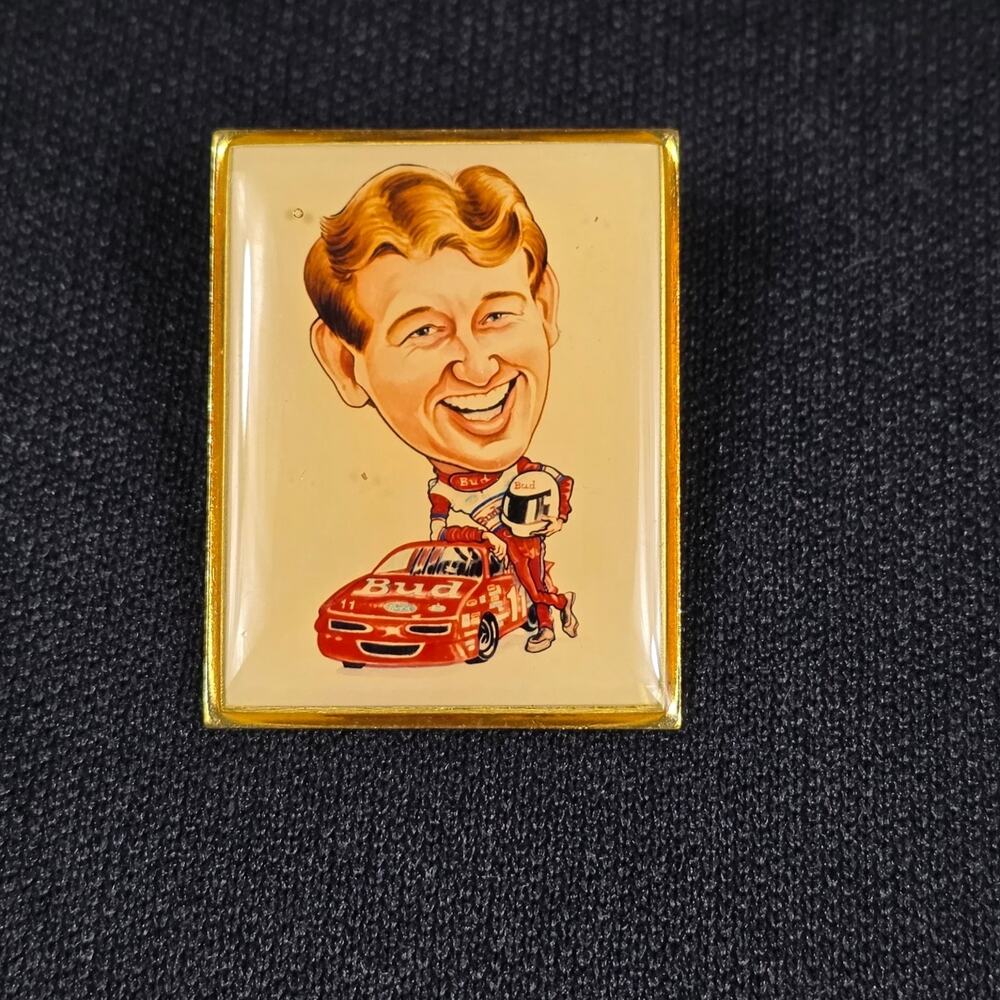 Bill Elliot Budweiser NASCAR Racing Lapel Pin Gold Tone